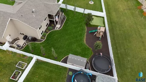 6723 E 45th St, Sioux Falls, SD 57110 photo 29