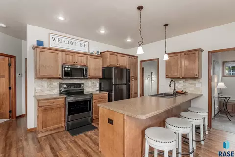 5004 E 62nd St, Sioux Falls, SD 57108 photo 4