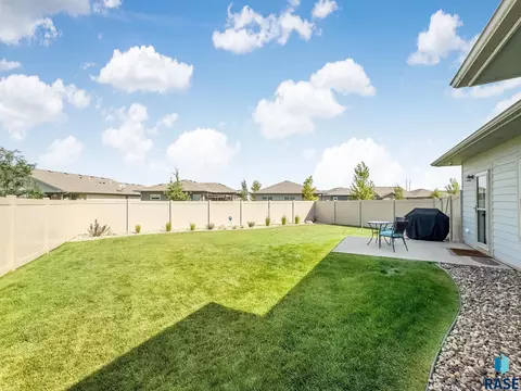 5004 E 62nd St, Sioux Falls, SD 57108 photo 23
