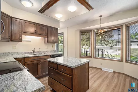 Kitchen - 912 Jennifer St, Madison, SD 57042 photo 1 of 4