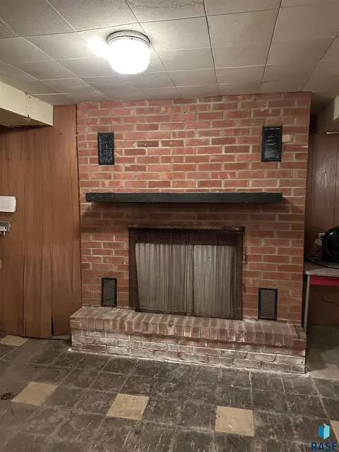 824 S Walnut St, Freeman, SD 57029 photo 61