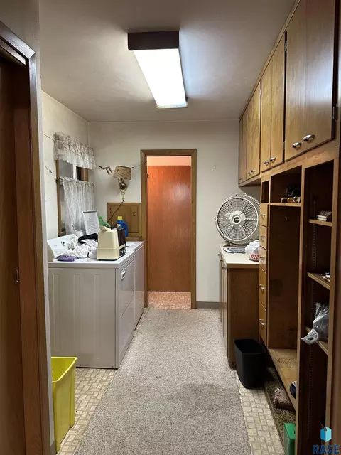 824 S Walnut St, Freeman, SD 57029 photo 31