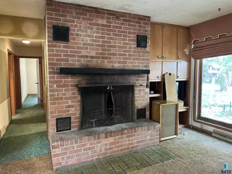 824 S Walnut St, Freeman, SD 57029 photo 22