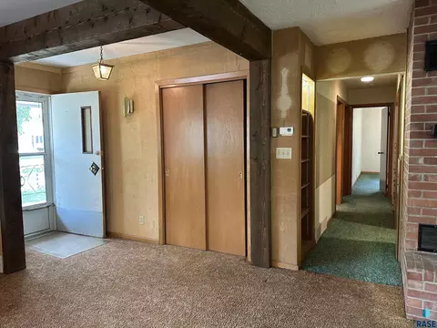 824 S Walnut St, Freeman, SD 57029 photo 23
