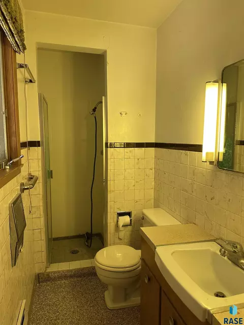 824 S Walnut St, Freeman, SD 57029 photo 45