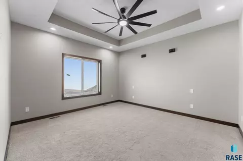 302 W 17th St, Dell Rapids, SD 57022 photo 20