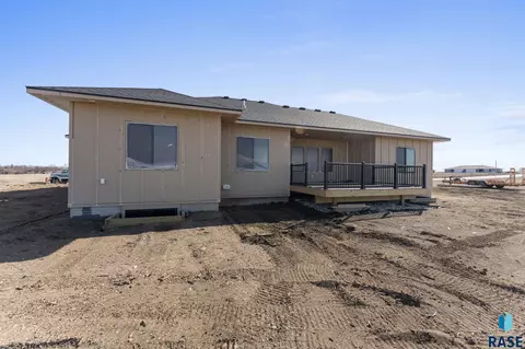 302 W 17th St, Dell Rapids, SD 57022 photo 3