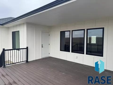 302 W 17th St, Dell Rapids, SD 57022 photo 33