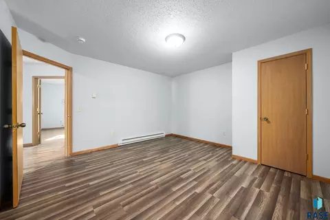 1125 N Spring Ave, Sioux Falls, SD 57104 photo 29