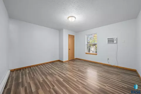 1125 N Spring Ave, Sioux Falls, SD 57104 photo 31