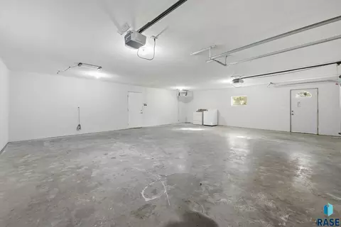 1125 N Spring Ave, Sioux Falls, SD 57104 photo 39