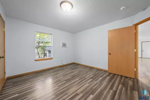 1125 N Spring Ave, Sioux Falls, SD 57104 photo 30