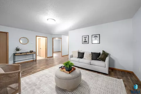 1125 N Spring Ave, Sioux Falls, SD 57104 photo 22