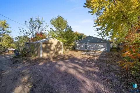 1125 N Spring Ave, Sioux Falls, SD 57104 photo 8