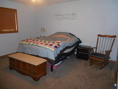 313 E 8th St, Crooks, SD 57020 photo 8