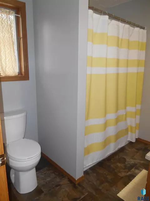 313 E 8th St, Crooks, SD 57020 photo 11