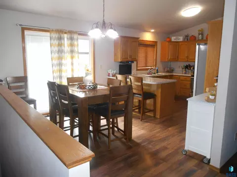 313 E 8th St, Crooks, SD 57020 photo 5