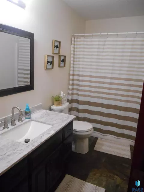 313 E 8th St, Crooks, SD 57020 photo 13