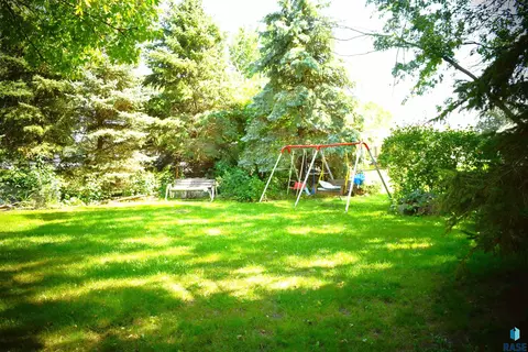 403 W 11th St, Canton, SD 57013 photo 25