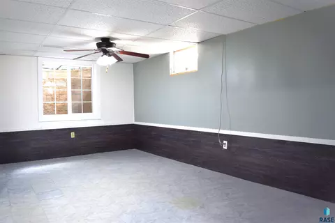 403 W 11th St, Canton, SD 57013 photo 12