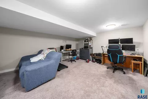 100 S Teton Dr, Brandon, SD 57005 photo 34