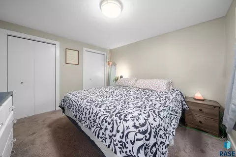 100 S Teton Dr, Brandon, SD 57005 photo 17