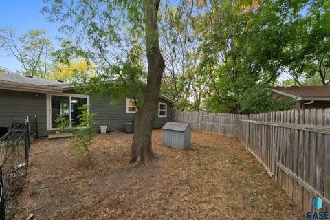 100 S Teton Dr, Brandon, SD 57005 photo 43