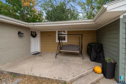 100 S Teton Dr, Brandon, SD 57005 photo 41