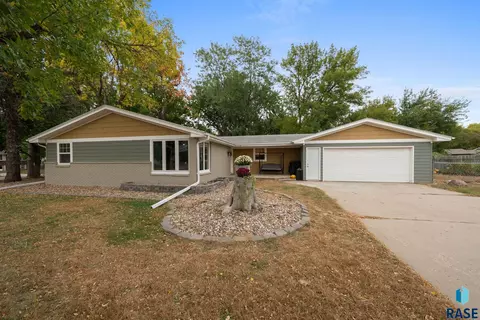 100 S Teton Dr, Brandon, SD 57005 photo 39