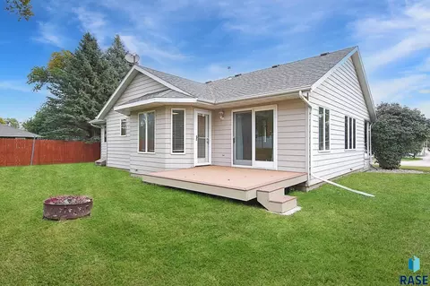 503 S Main Ave, Colton, SD 57018 photo 3