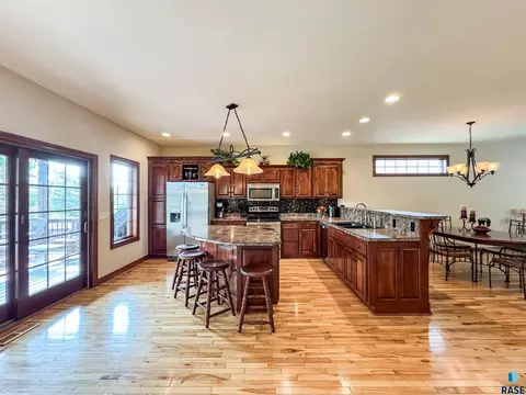 216 E Tabor Ct, Brandon, SD 57005 photo 17