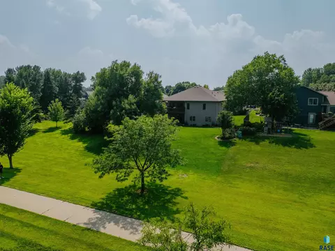 216 E Tabor Ct, Brandon, SD 57005 photo 45