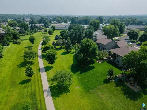 216 E Tabor Ct, Brandon, SD 57005 photo 43