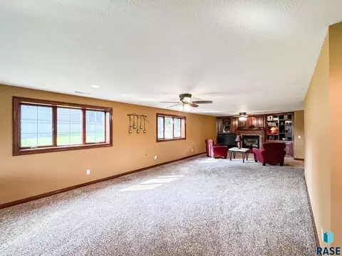 216 E Tabor Ct, Brandon, SD 57005 photo 32