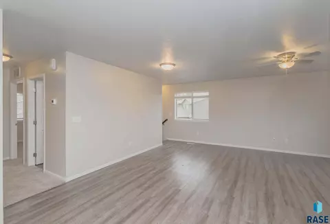 Living - 404 N Sioux Blvd, Brandon, SD 57005 photo 1 of 3