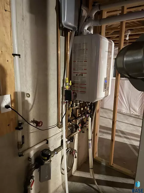 Other - 3328 E Broken Arrow St, Sioux Falls, SD 57103 photo 6 of 8