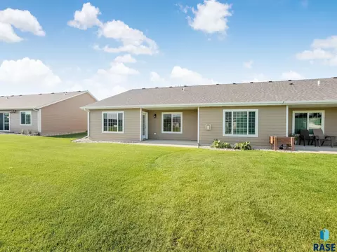 6408 W Maxwell Pl, Sioux Falls, SD 57107 photo 17