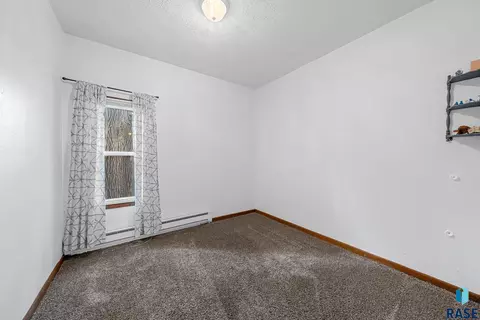 355 E 2nd St, Parker, SD 57053 photo 16