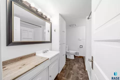 355 E 2nd St, Parker, SD 57053 photo 17