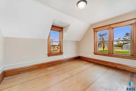 333 S Juniper Ave, Parker, SD 57053 photo 21