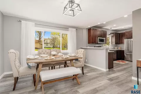 333 S Juniper Ave, Parker, SD 57053 photo 6