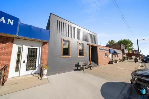 504 Broadway St, Centerville, SD 57014 photo 2