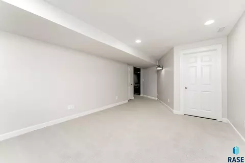 4409 S Tomar Rd, Sioux Falls, SD 57105 photo 31