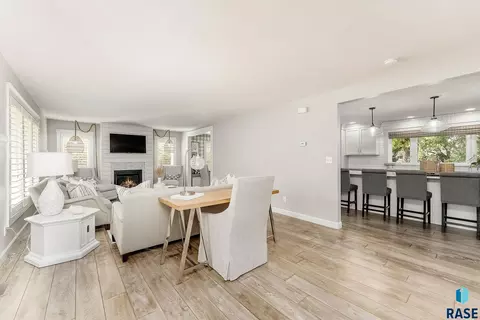 4409 S Tomar Rd, Sioux Falls, SD 57105 photo 4