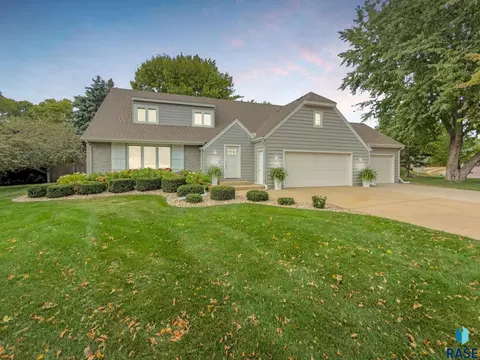4409 S Tomar Rd, Sioux Falls, SD 57105 photo 2