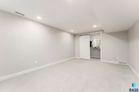 4409 S Tomar Rd, Sioux Falls, SD 57105 photo 33