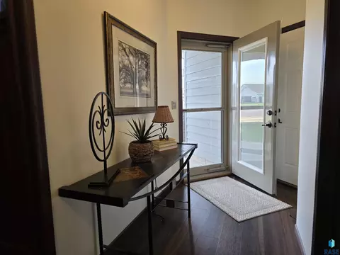 5105 E 61st St, Sioux Falls, SD 57108 photo 8