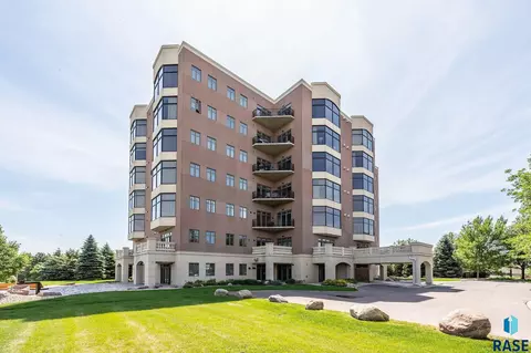 2908 W 37th Cir #703, Sioux Falls, SD 57105 photo 38