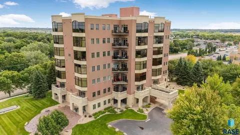 2908 W 37th Cir #703, Sioux Falls, SD 57105 photo 37