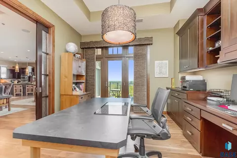 2908 W 37th Cir #703, Sioux Falls, SD 57105 photo 18